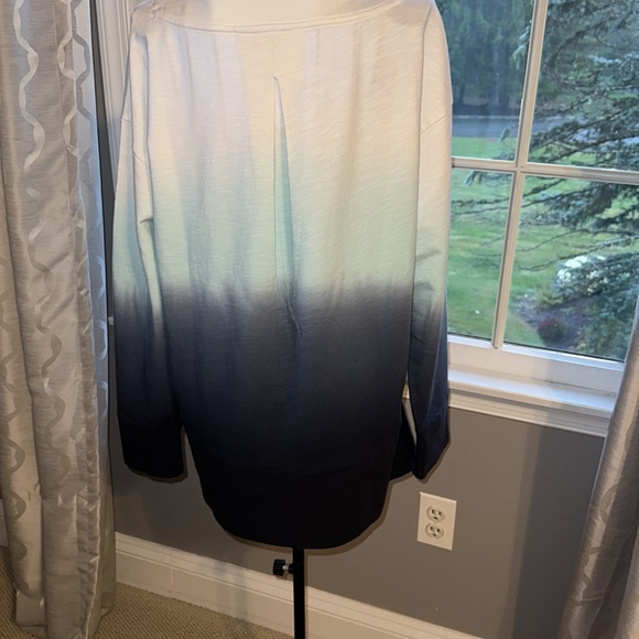 T by Talbots slub French terry pleated back pullover - Picture 7 of 7